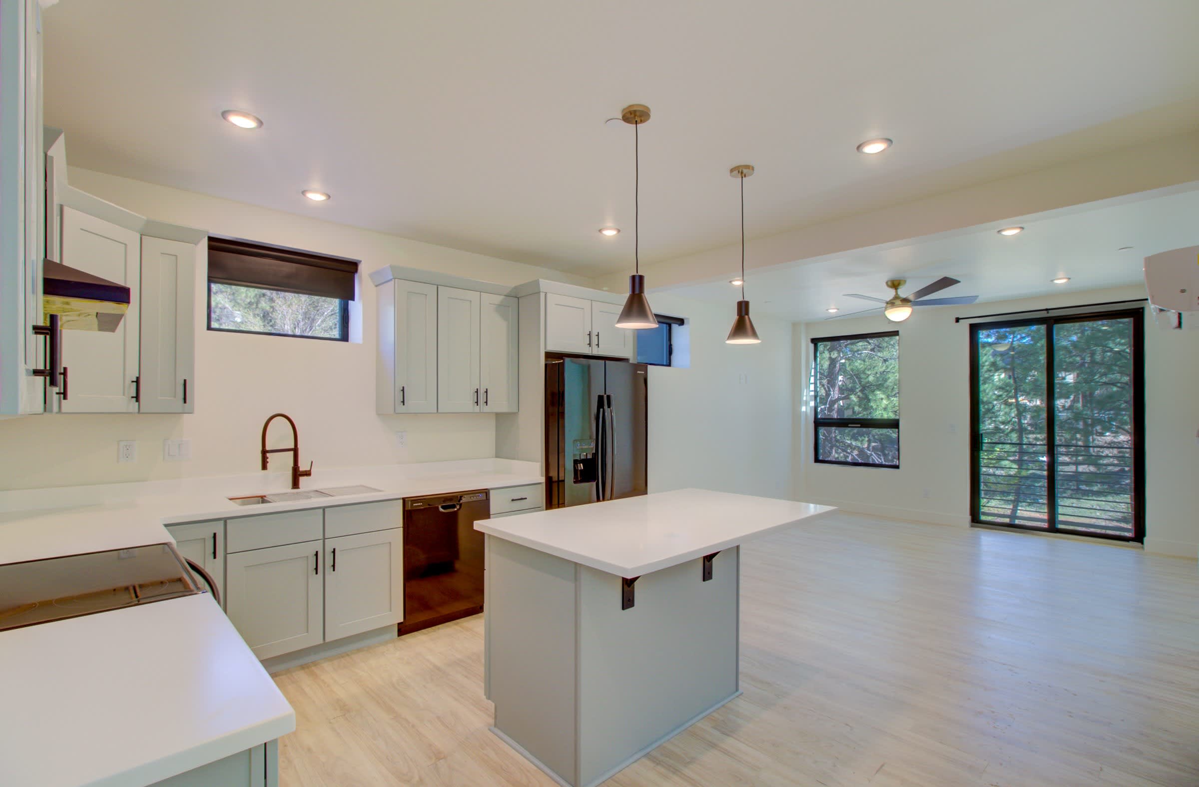 1206 East Jen Drive – photo 2