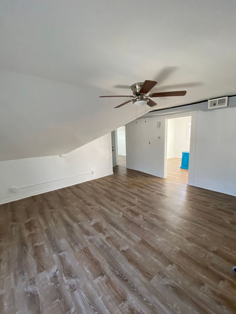 97 Bristol St – photo 4