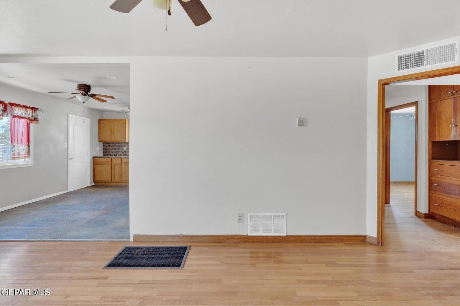 5608 POLLARD Street – photo 4
