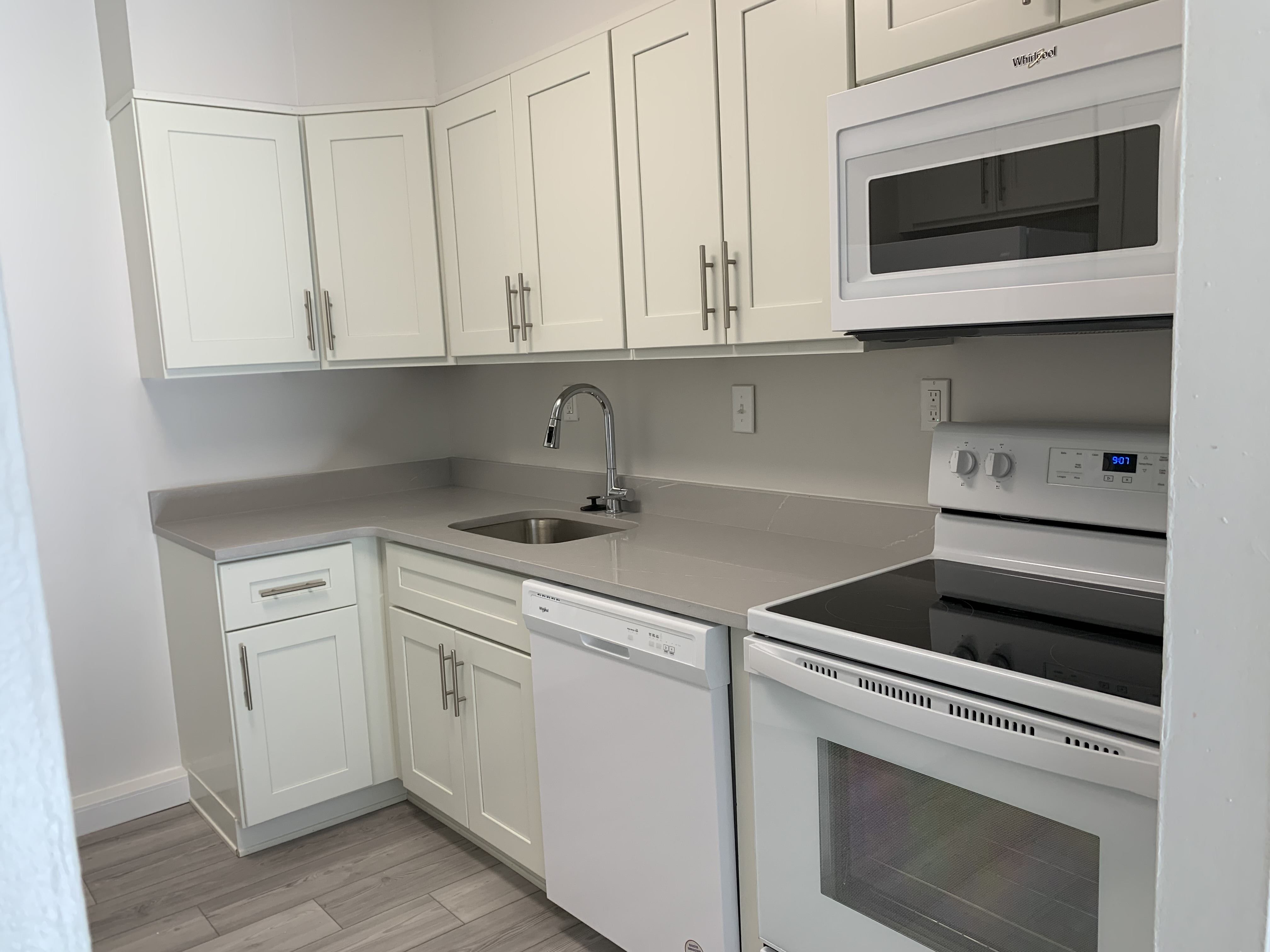 Elkins Park Terrace – photo 3