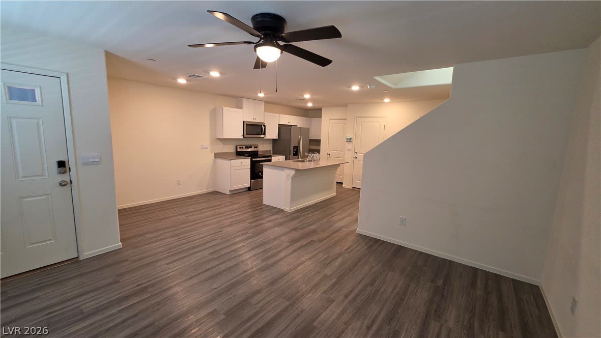 3721 Celesta Vista Avenue – photo 4