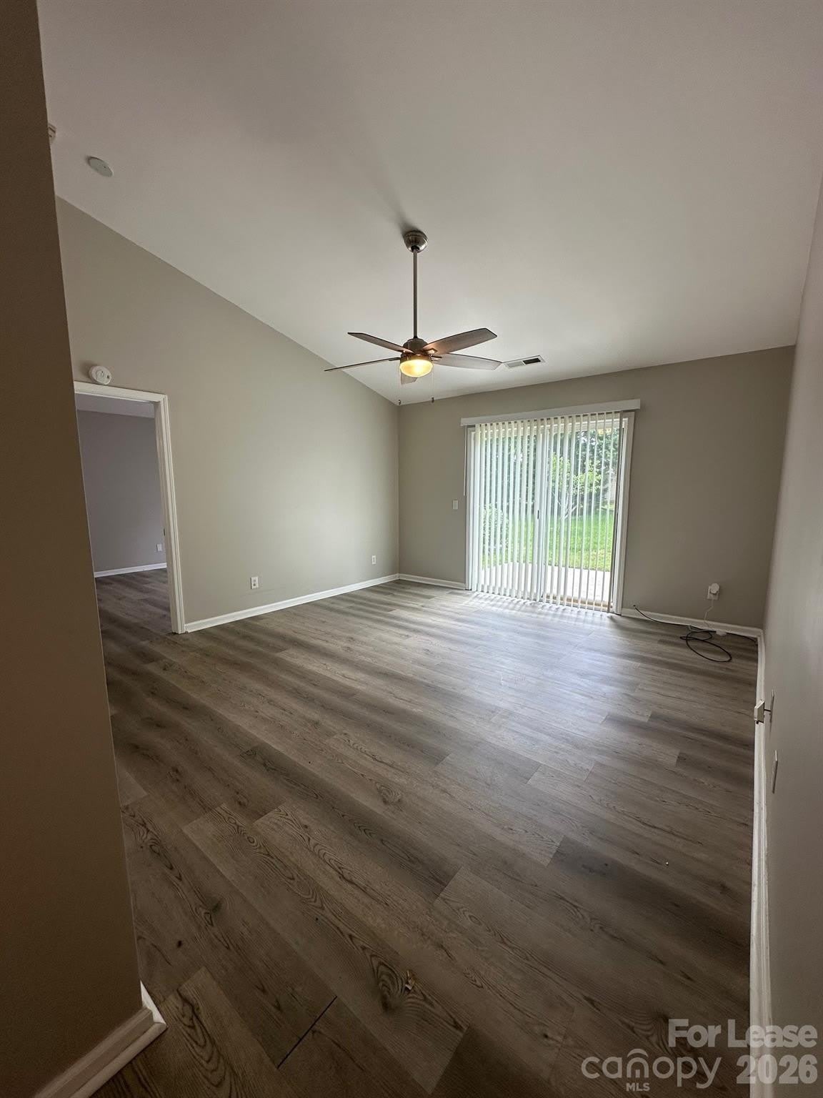 14108 Riding Hill Avenue – photo 3