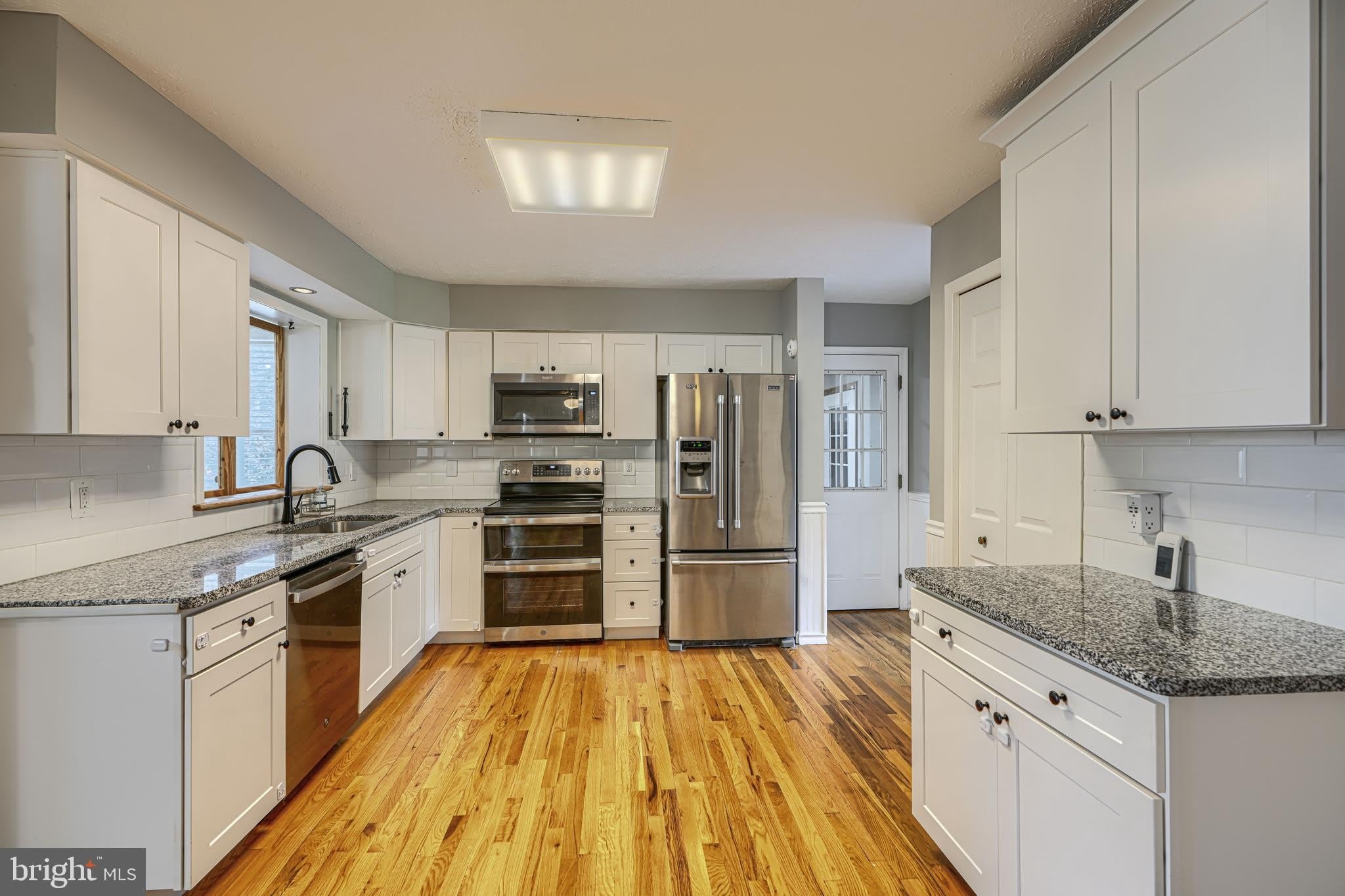 8301 WHITEBARK Court – photo 5