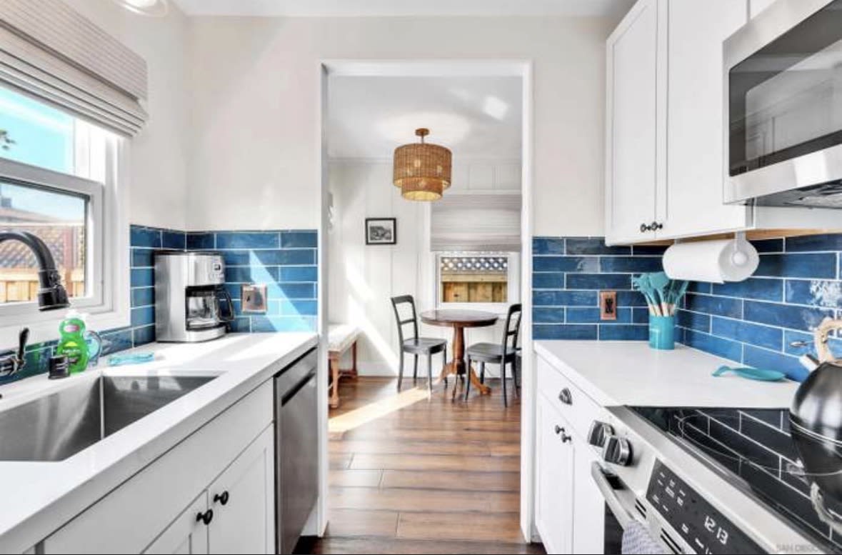 5119 Lotus St – photo 3