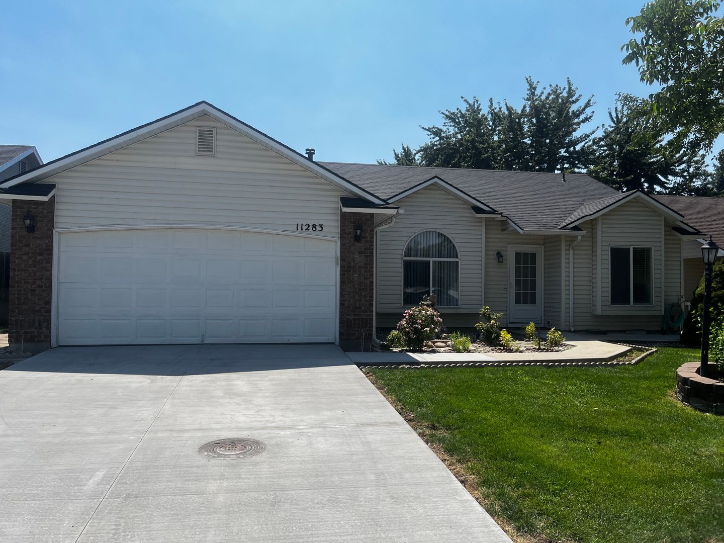 11283 Glen Ellyn – photo 1