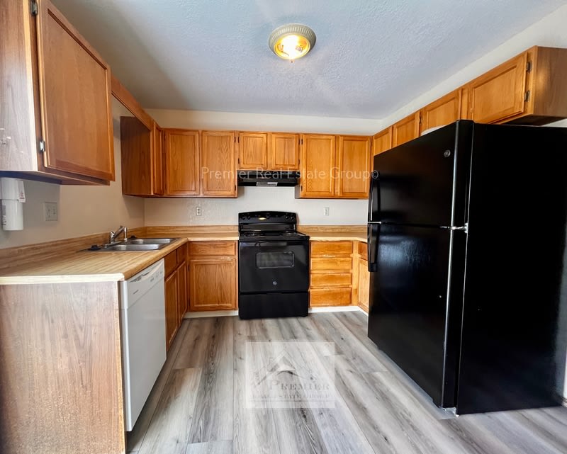 2126 Boston Terrace – photo 5