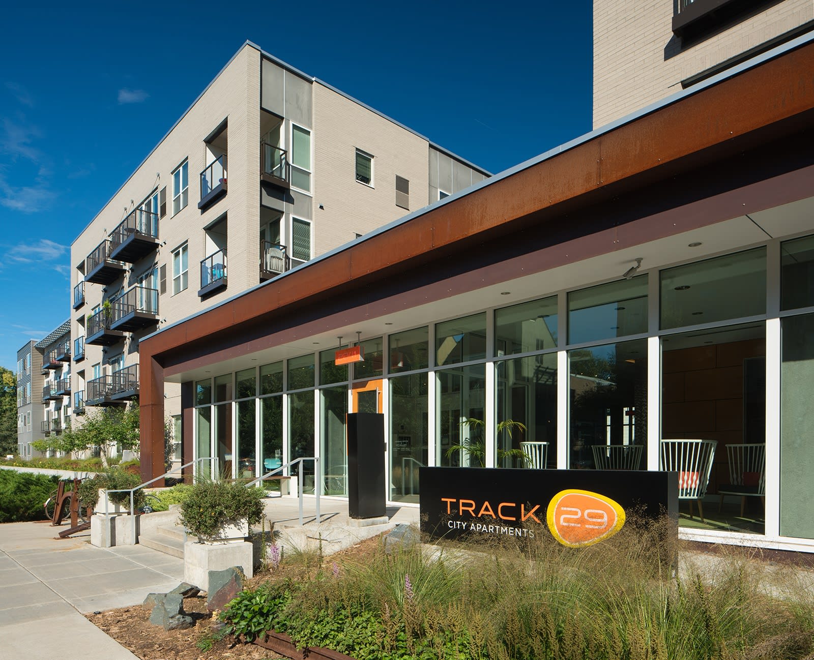 Track 29 – photo 3