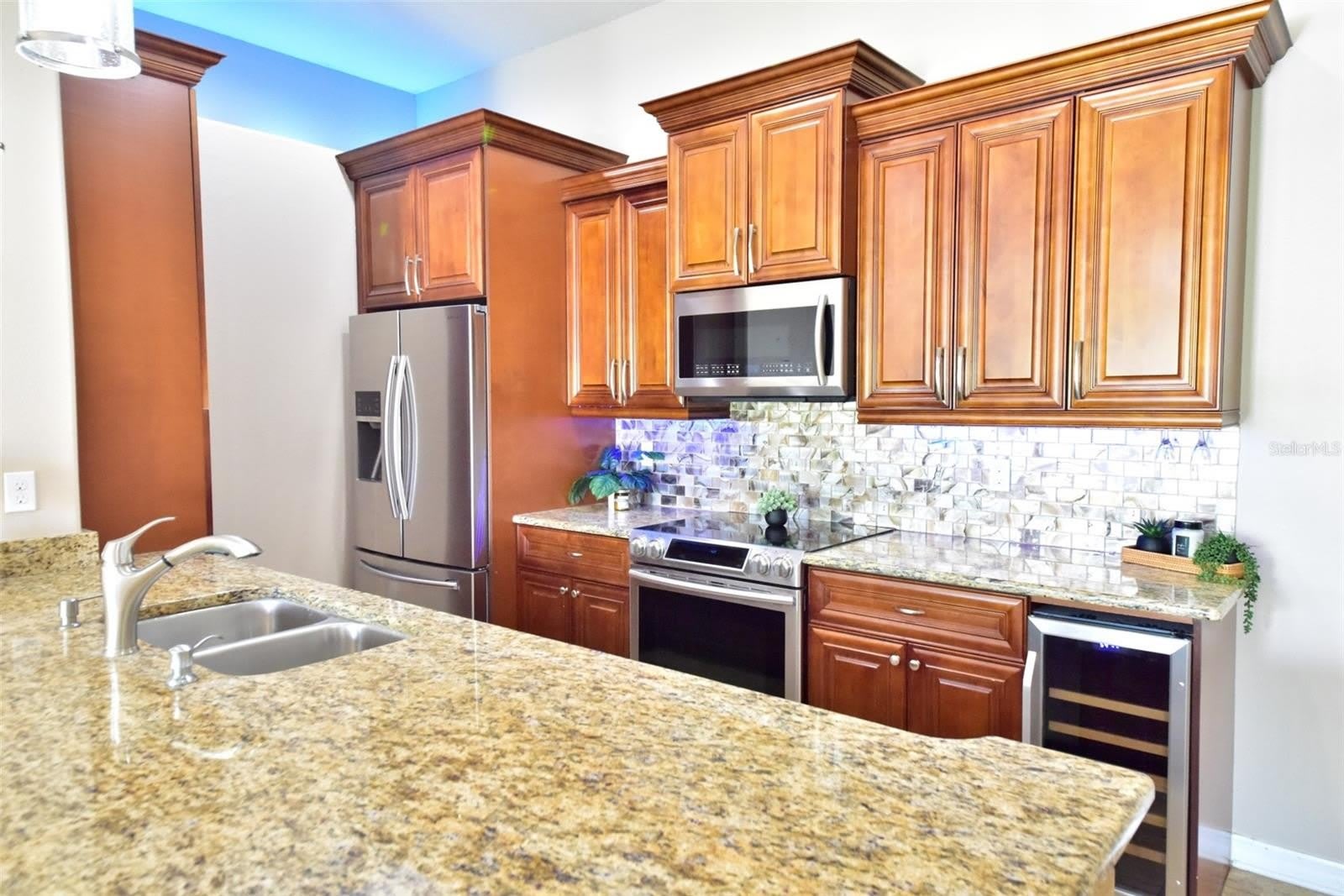 6420 Banyan Boulevard – photo 5