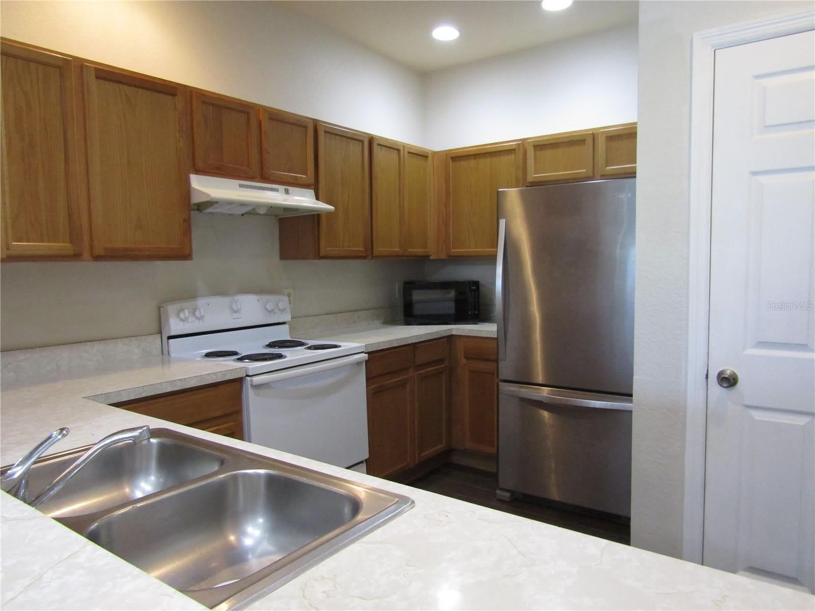 3108 Wentworth Lane – photo 3