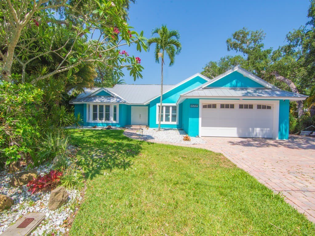 9575 Frangipani Drive – photo 1