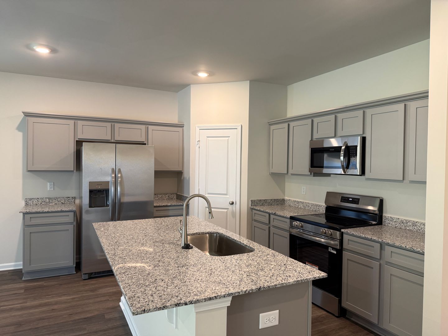 Lexington Townhouse – photo 5
