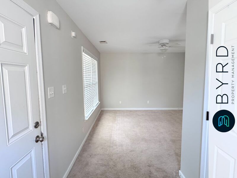 115 E 14th St – photo 3