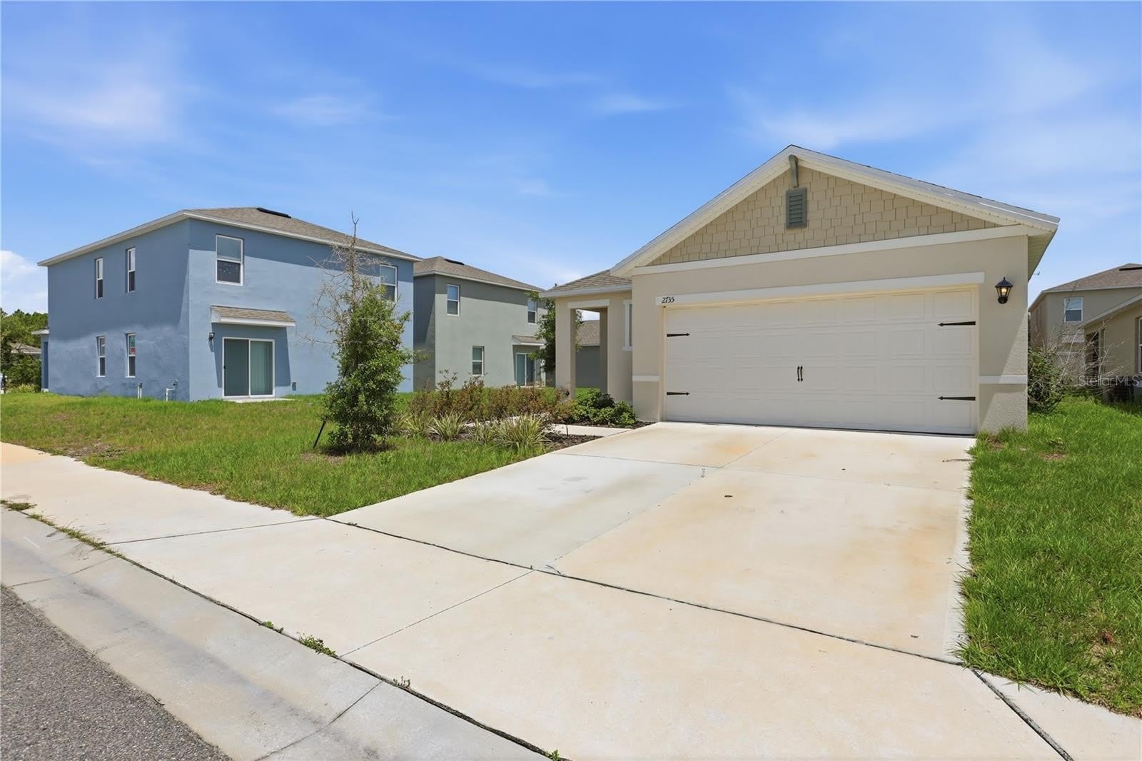 2735 NUMA FALLS AVE – photo 4