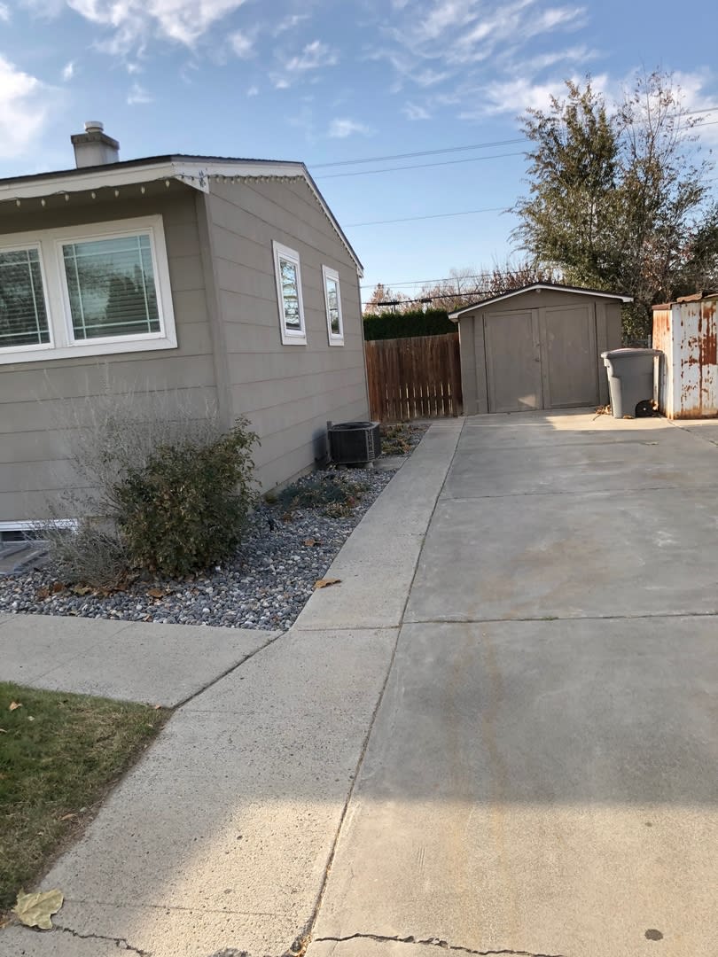 805 Wright Ave – photo 2
