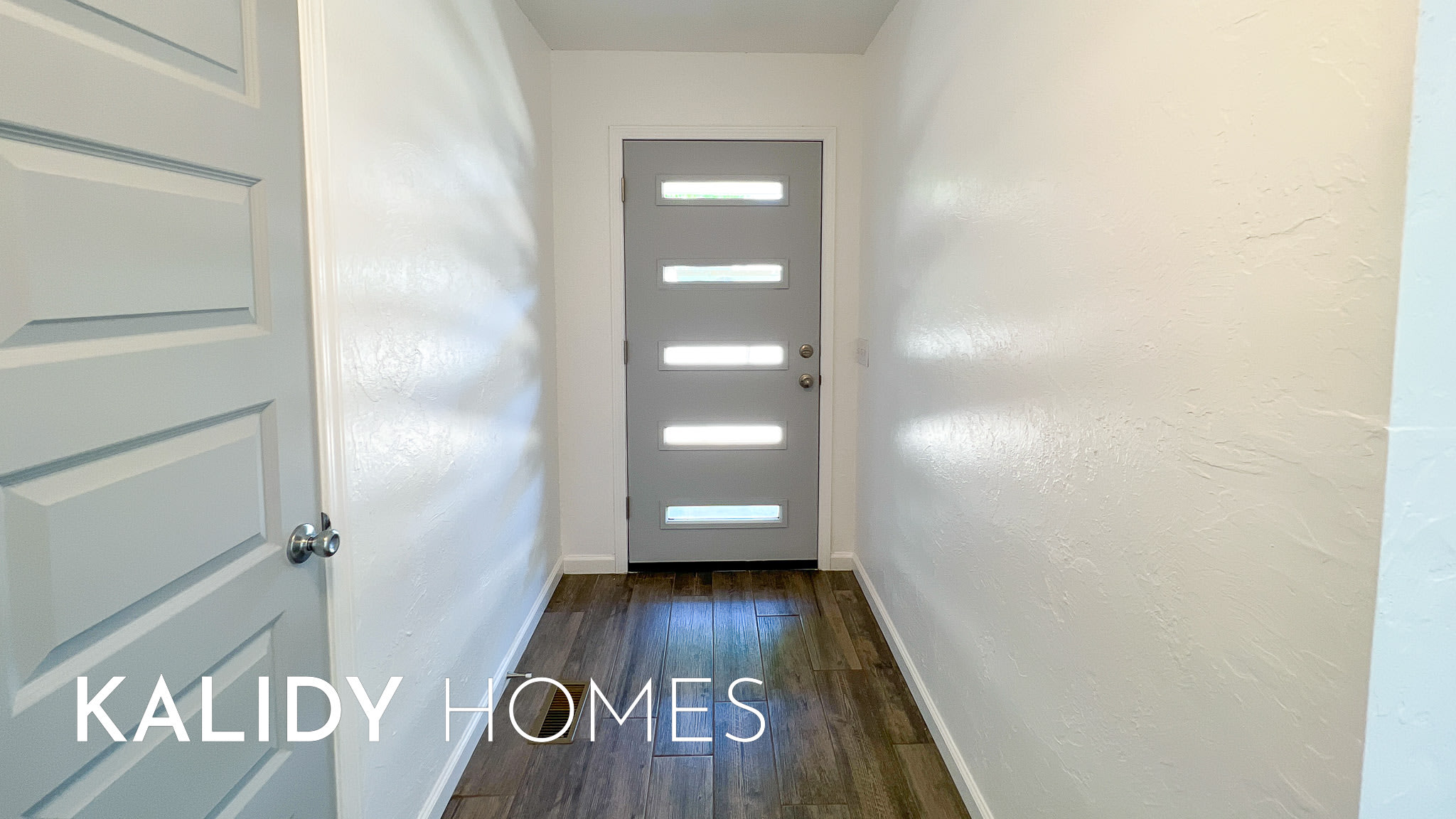 6312 Overcourt Manor – photo 2
