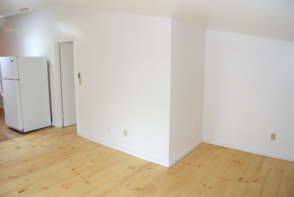261 N Main St – photo 1