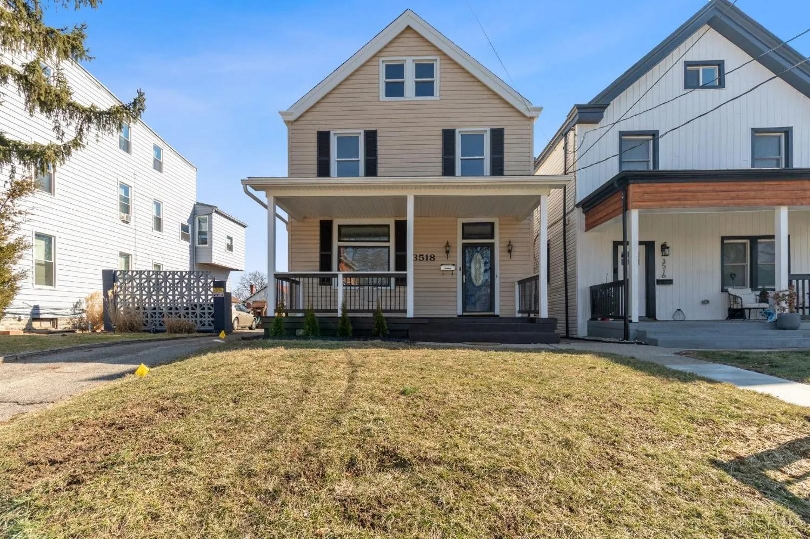 Newly renovated! Available August 1st 2027 – photo 1