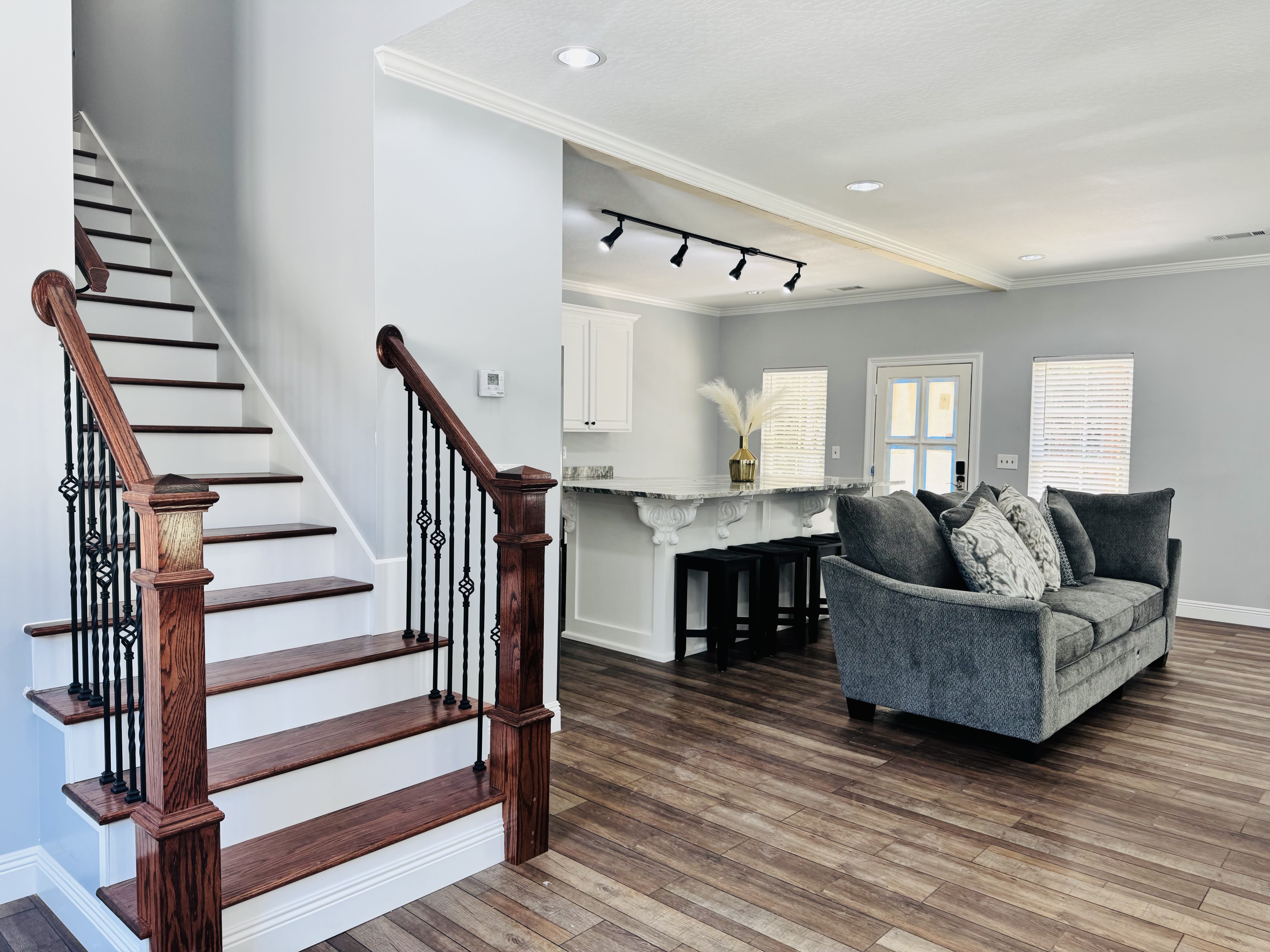 123 Grovewood Dr – photo 2