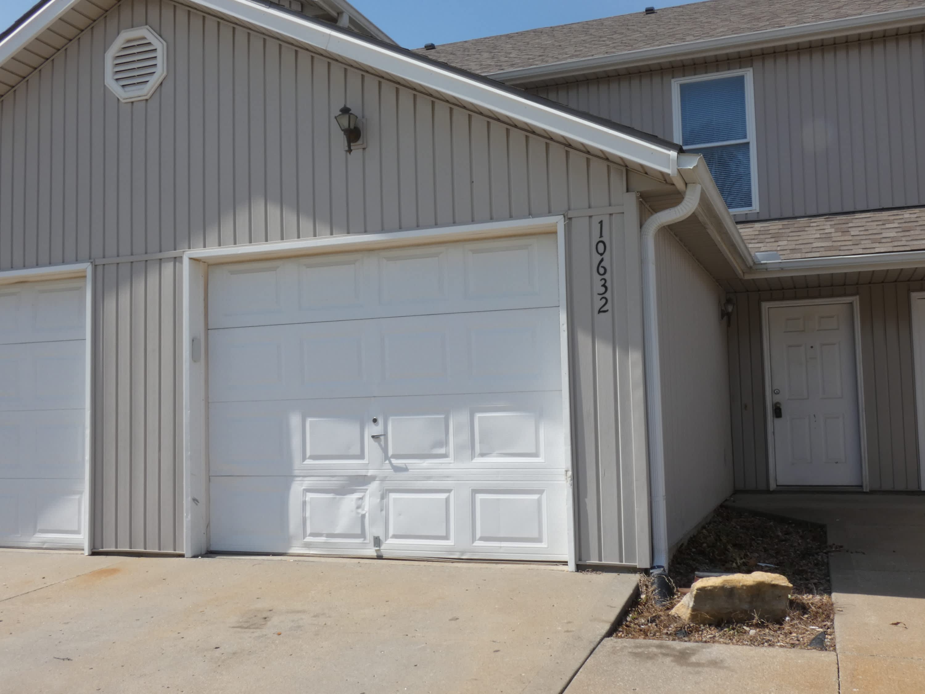 10632 N Locust Ct. – photo 1