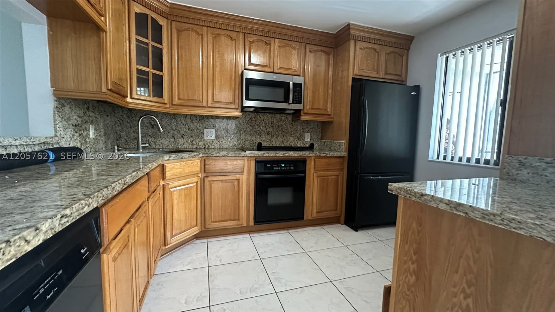 16551 Blatt Blvd – photo 4