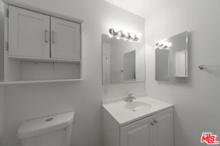 820 Pier Avenue – photo 5