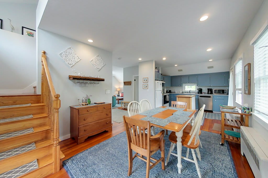 23 Warren Ave – photo 5
