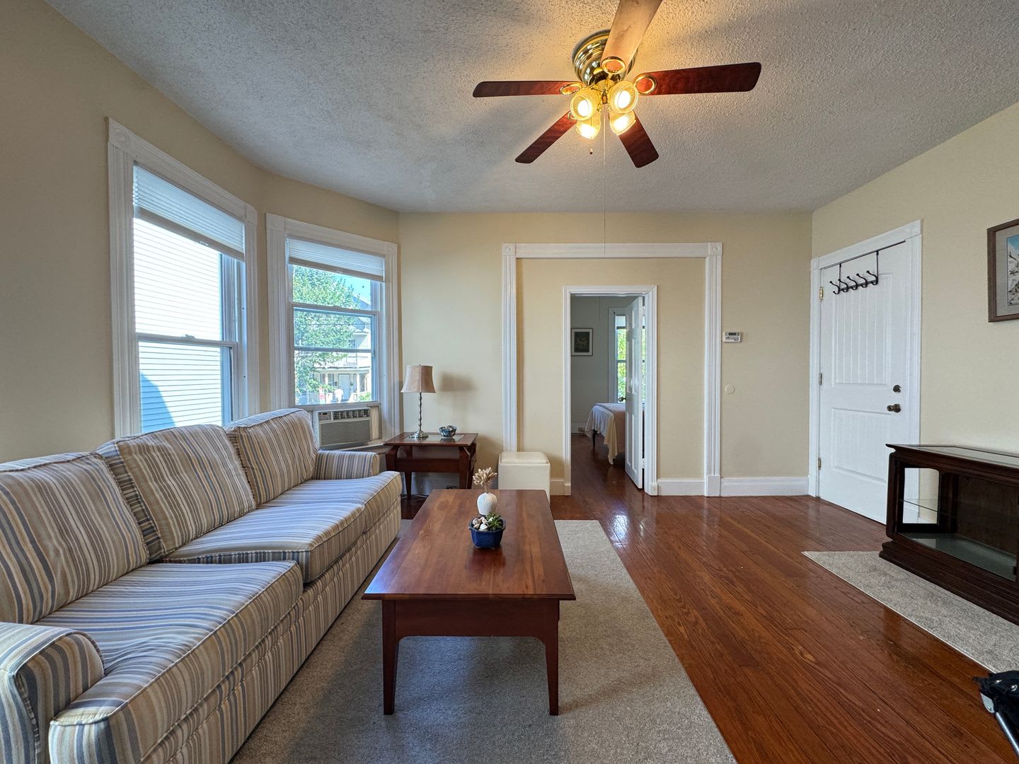 22 Tilton Street – photo 1