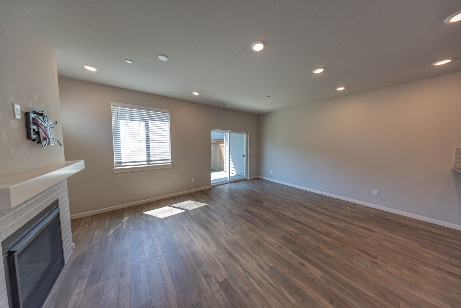 Three bedroom townhouse in gated community – photo 4