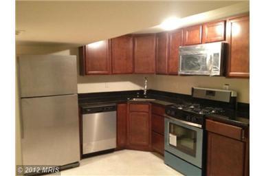 Beautiful and spacious 5 BR/2BA minutes from UMD campus – photo 4