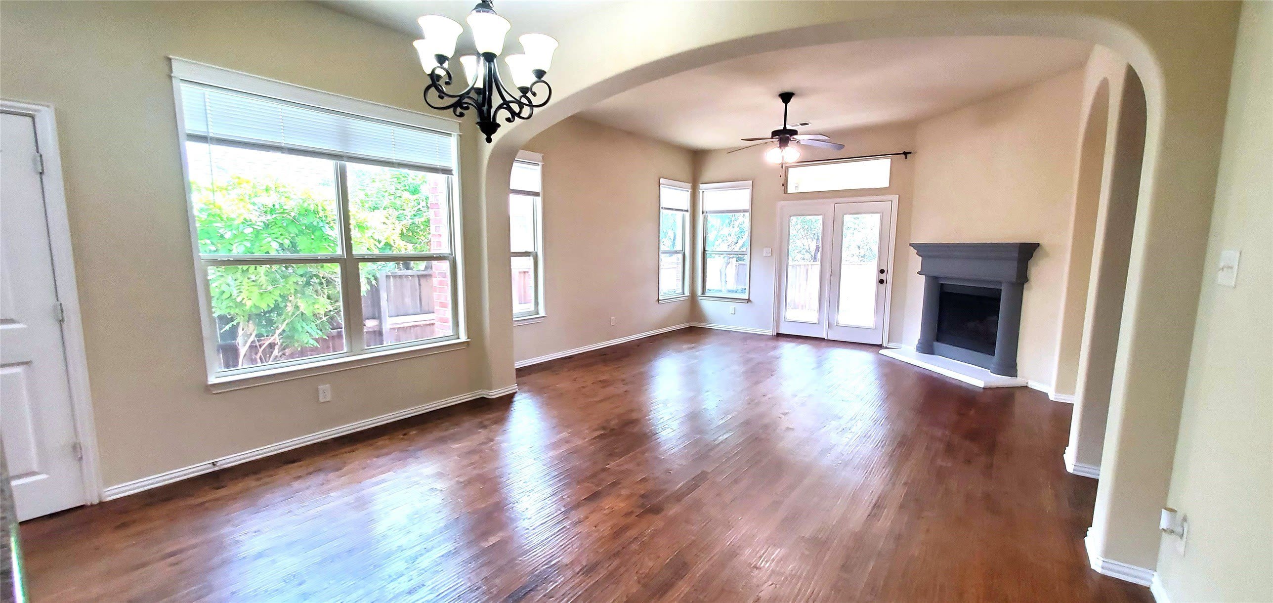 2614 Independence Drive – photo 2