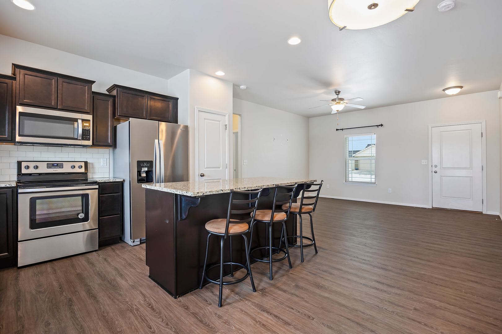397 Marjorie St – photo 4