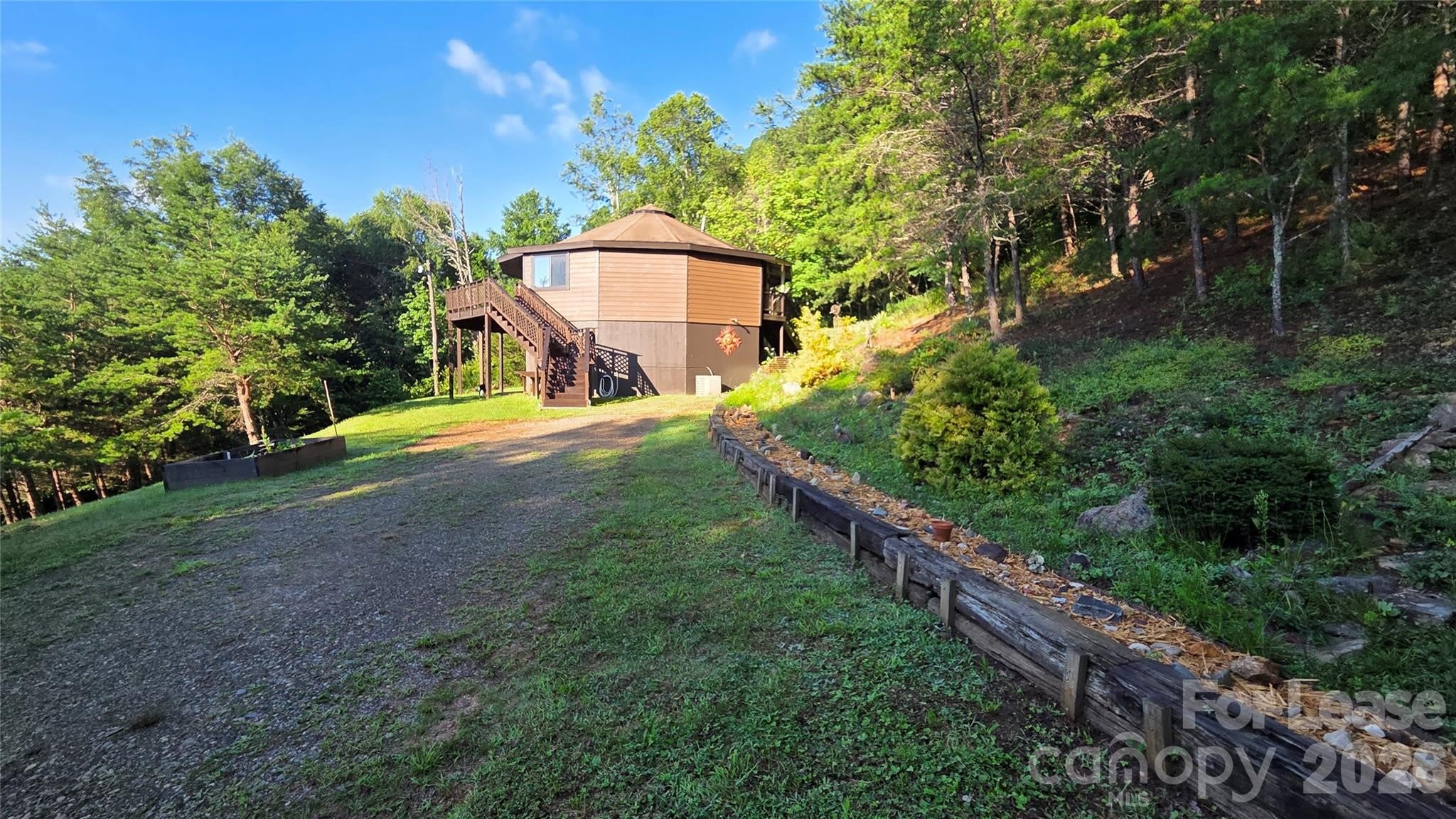 281 Bearwallow Trail – photo 2
