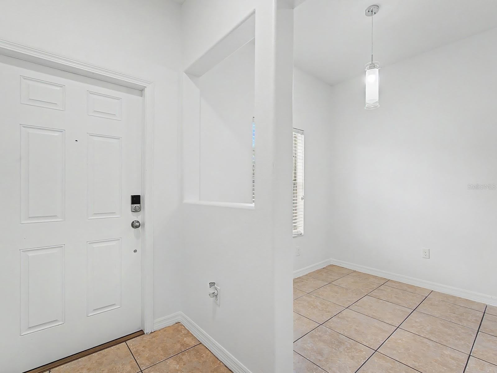 8518 Gablebend Way – photo 3