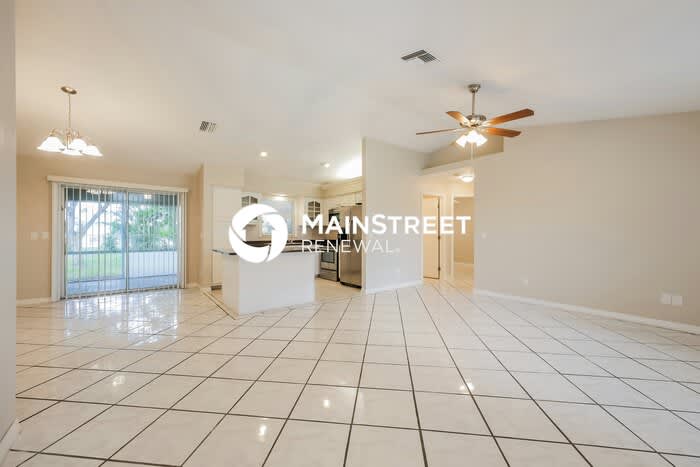 1107 Southeast 18Th Street – photo 4