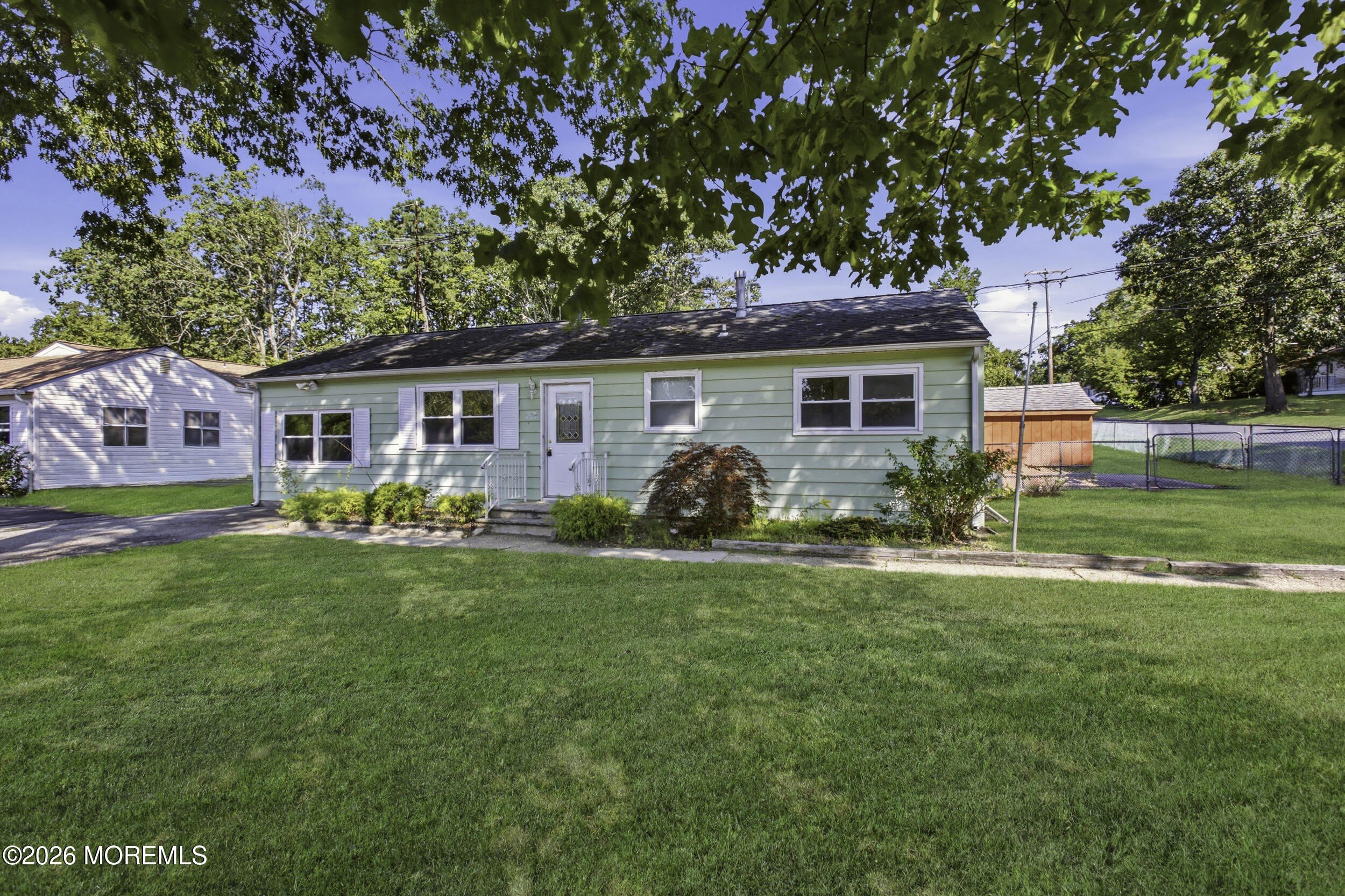 328 Aldrich Road – photo 1