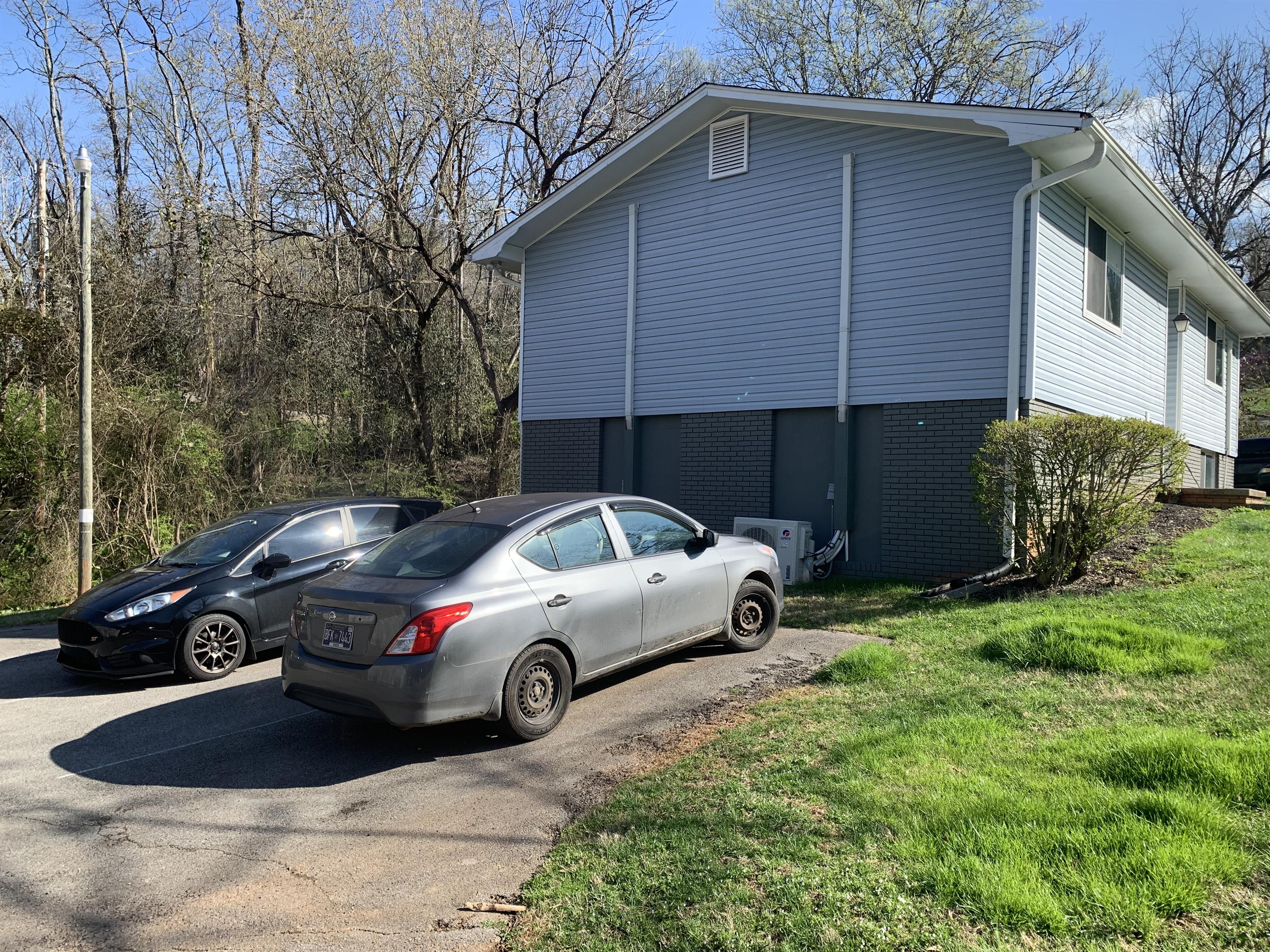 903 East Red Bud Road – photo 4