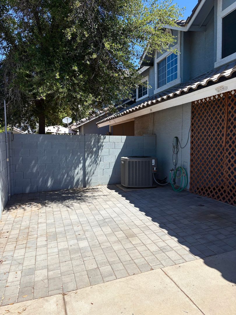 **WONDERFUL & SPACIOUS 3 BEDROOM/2.5 BATHROOM TOWNHOUSE IN CHANDLER (RAY & MCQUEEN)** – photo 4