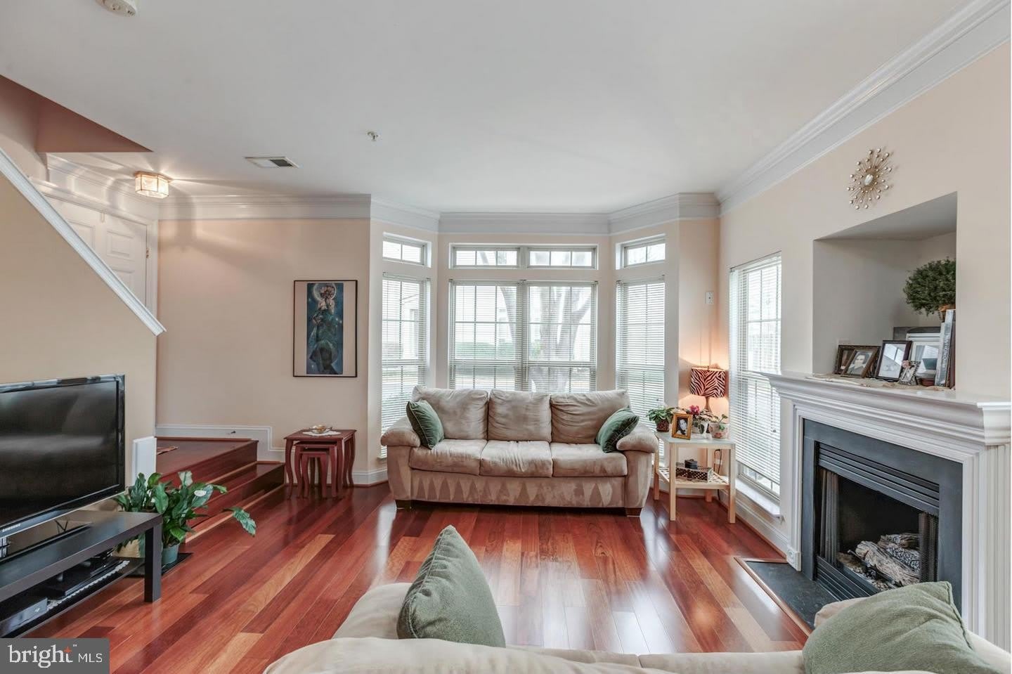 46363 PRYOR Square – photo 4