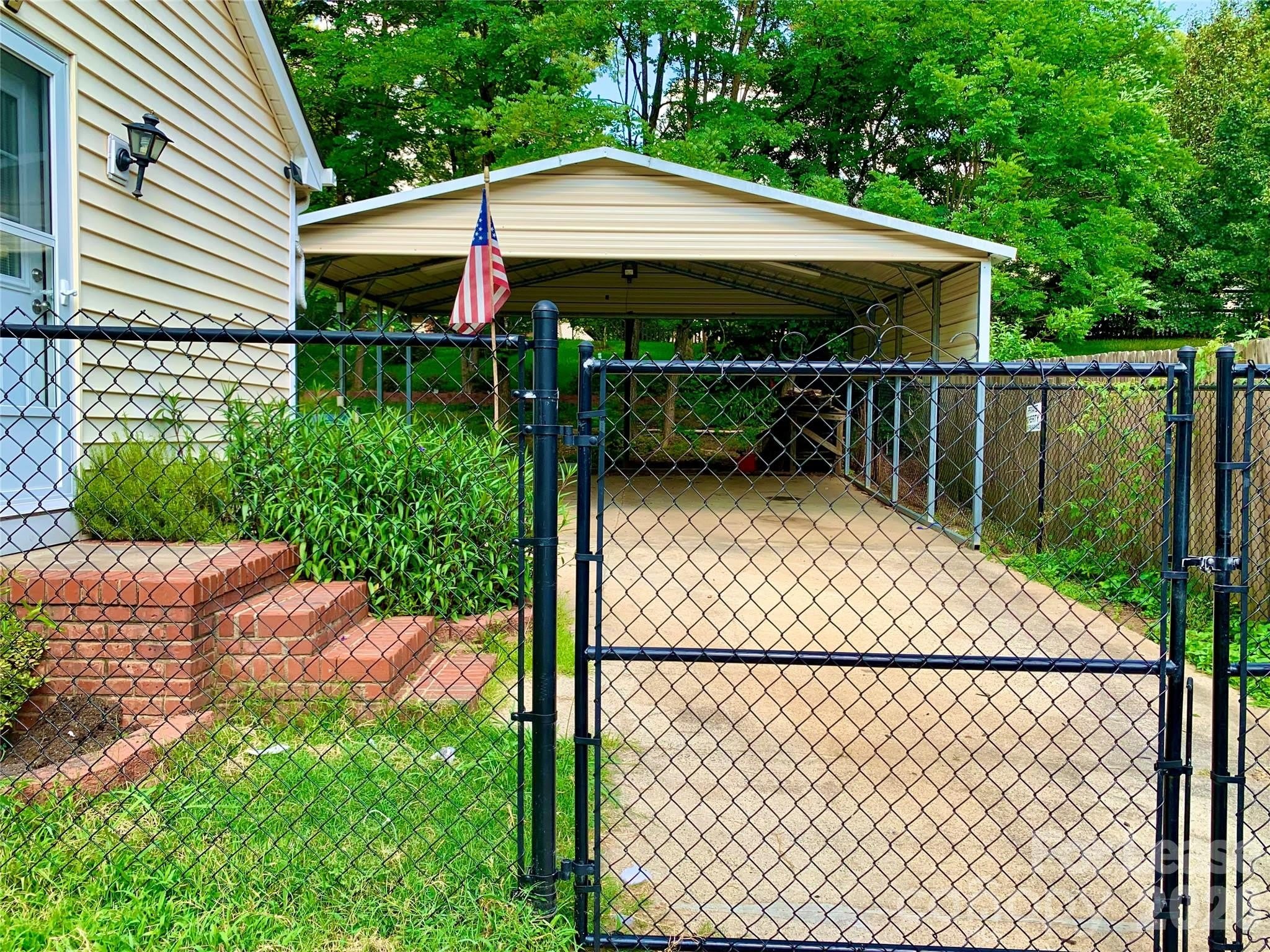 5323 Caradon Drive – photo 3