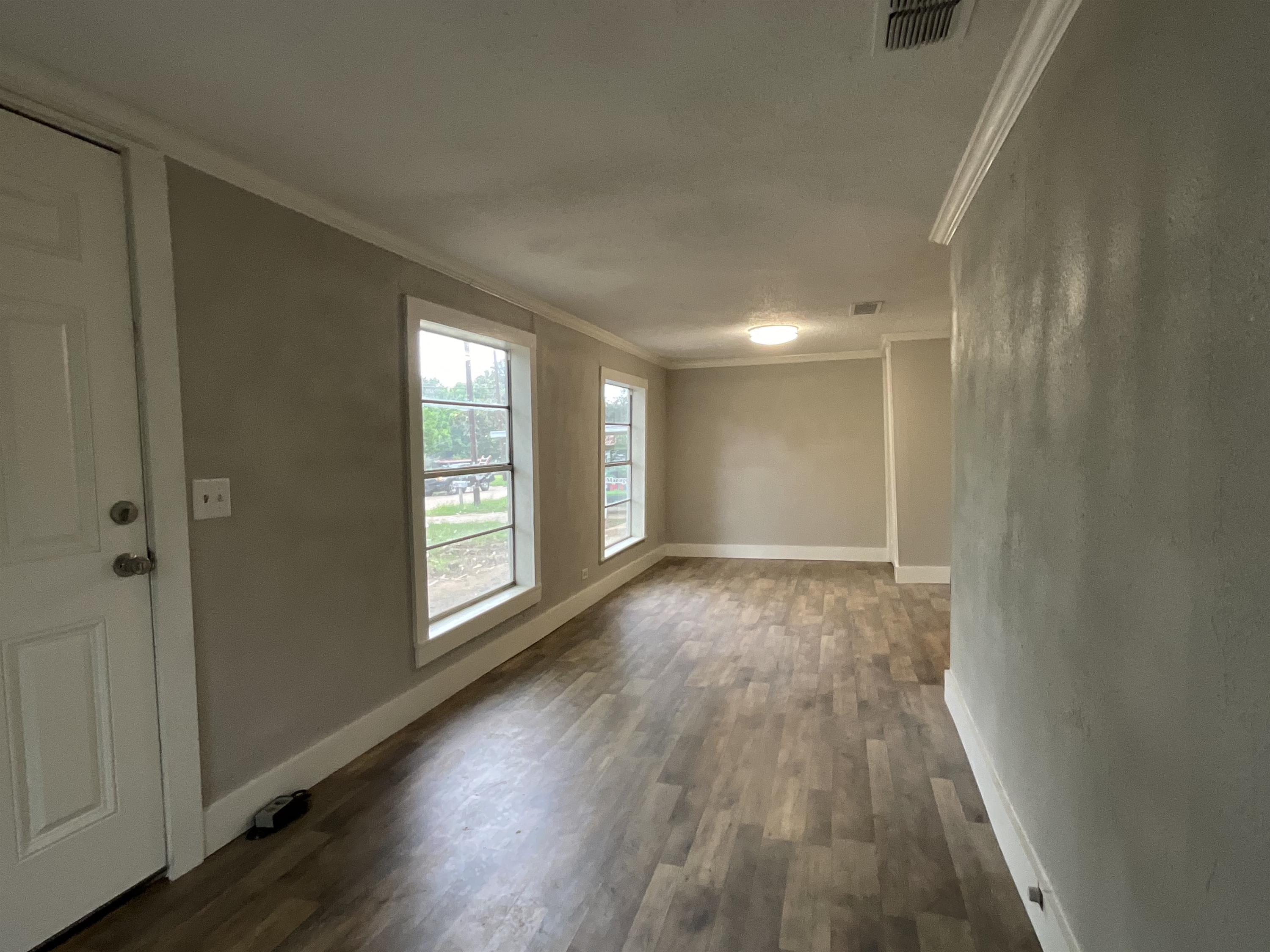 560 Athens Street – photo 5
