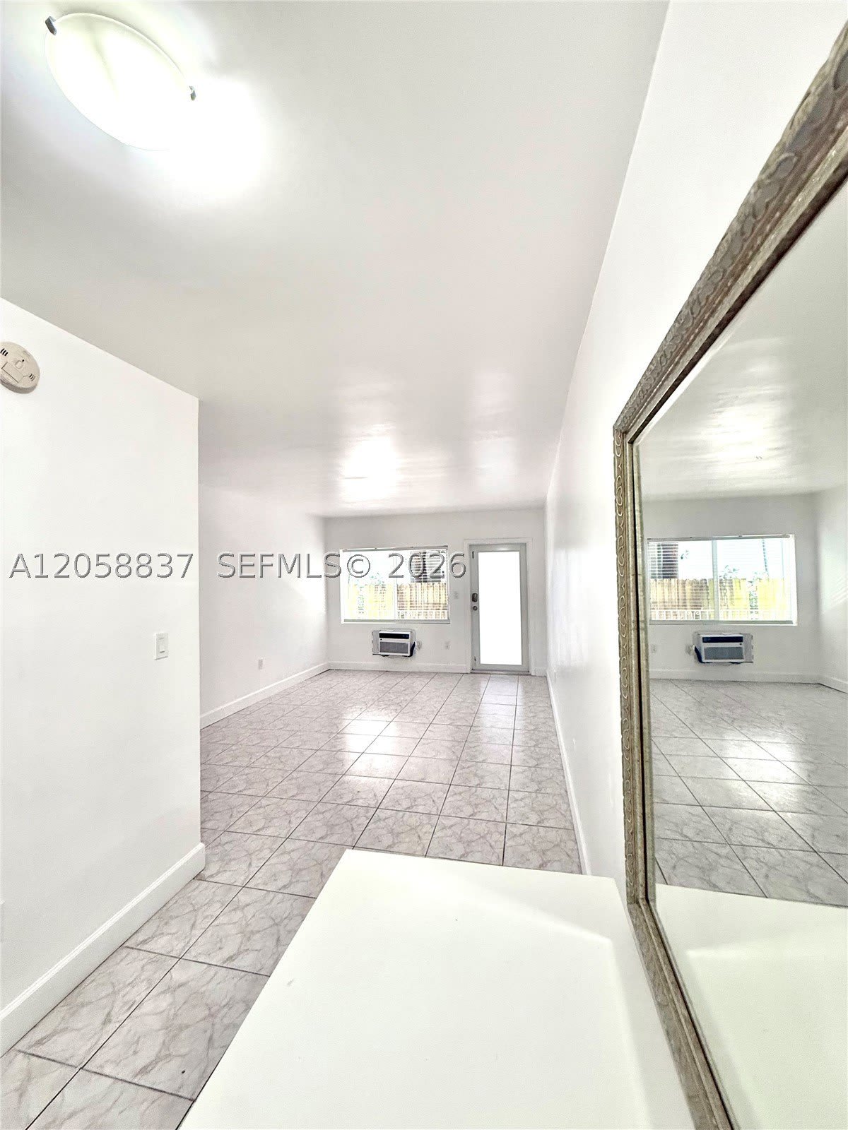 1021 Michigan Ave – photo 2