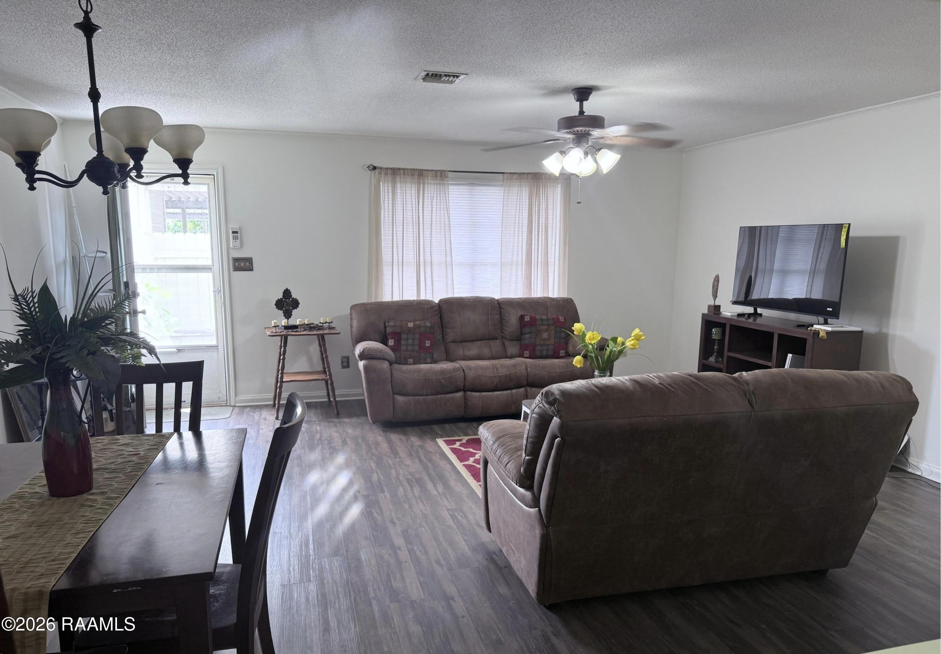 106 Molasses Row – photo 3