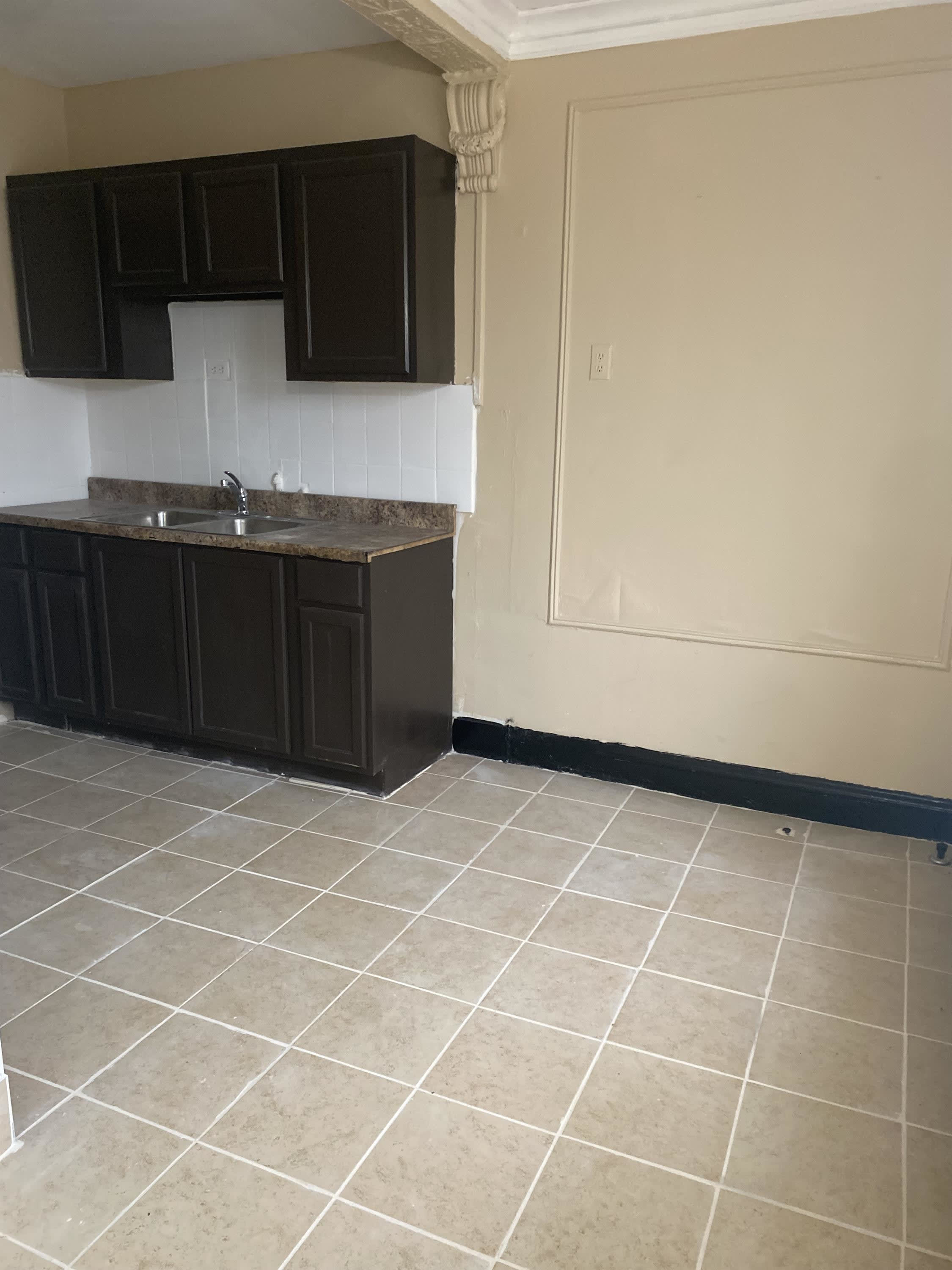 1123 E 82Nd Street Unit 206 – photo 4