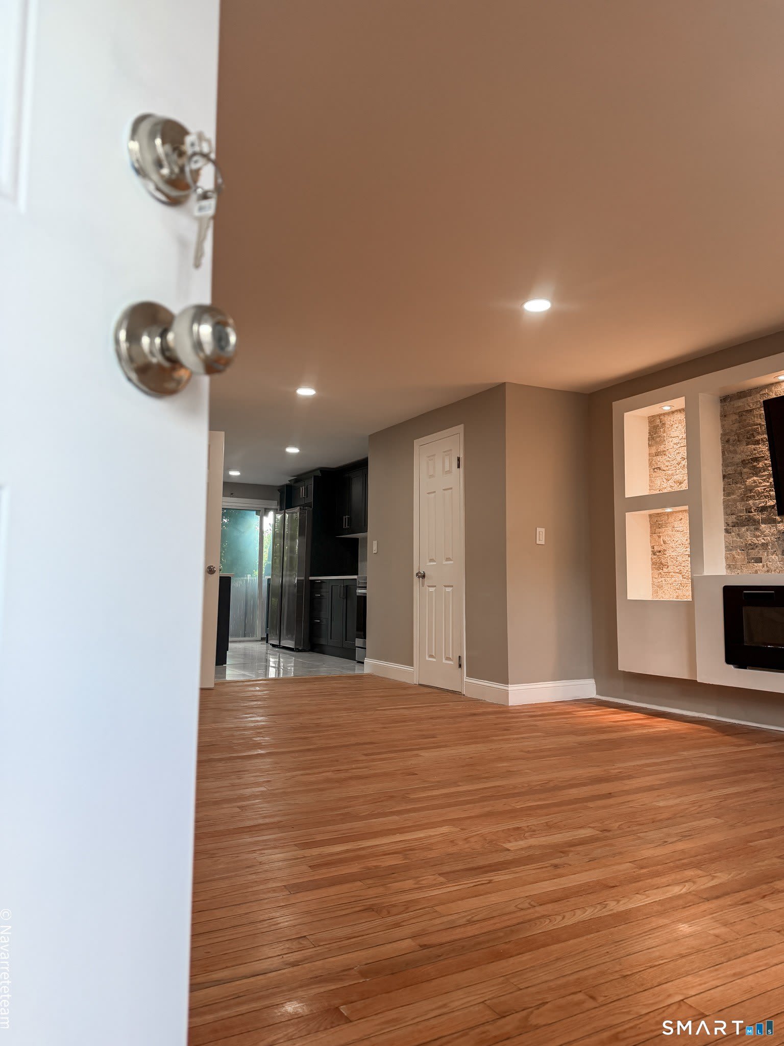 763 Hope Street – photo 2
