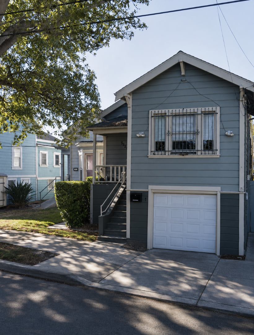 1/2 Off First Month's Rent, 3Bdrm, 1bath – photo 1
