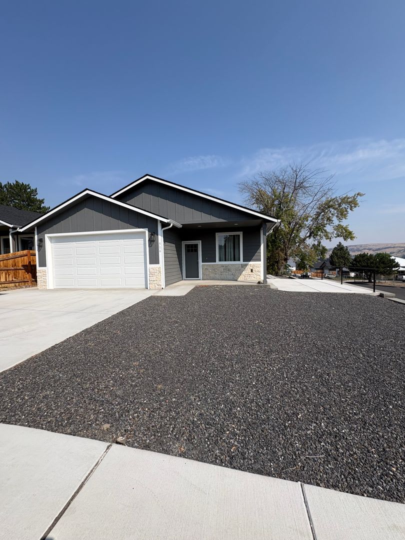 3 bed 2 bath home in Soap Lake – photo 1