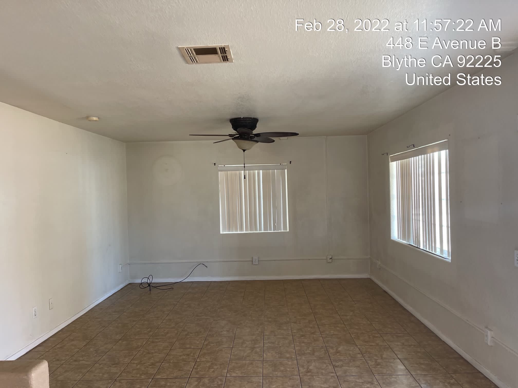 448 E Ave B – photo 3