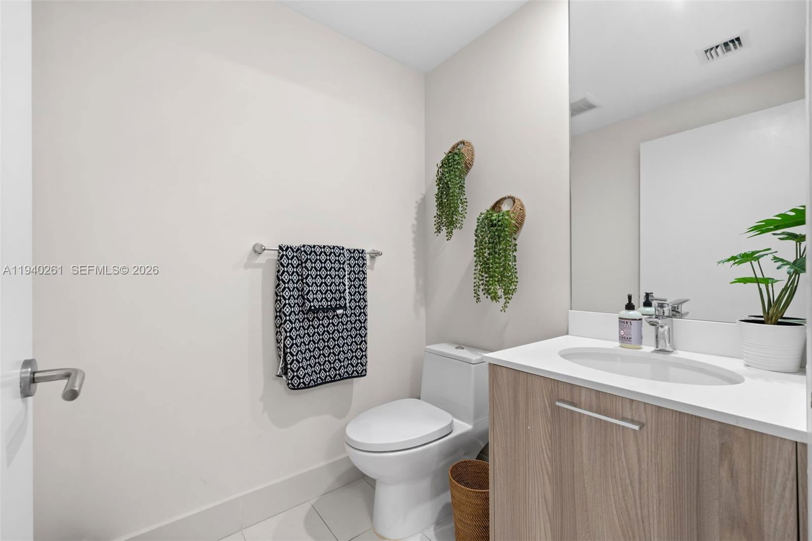 501 Northeast 31st Street – photo 4