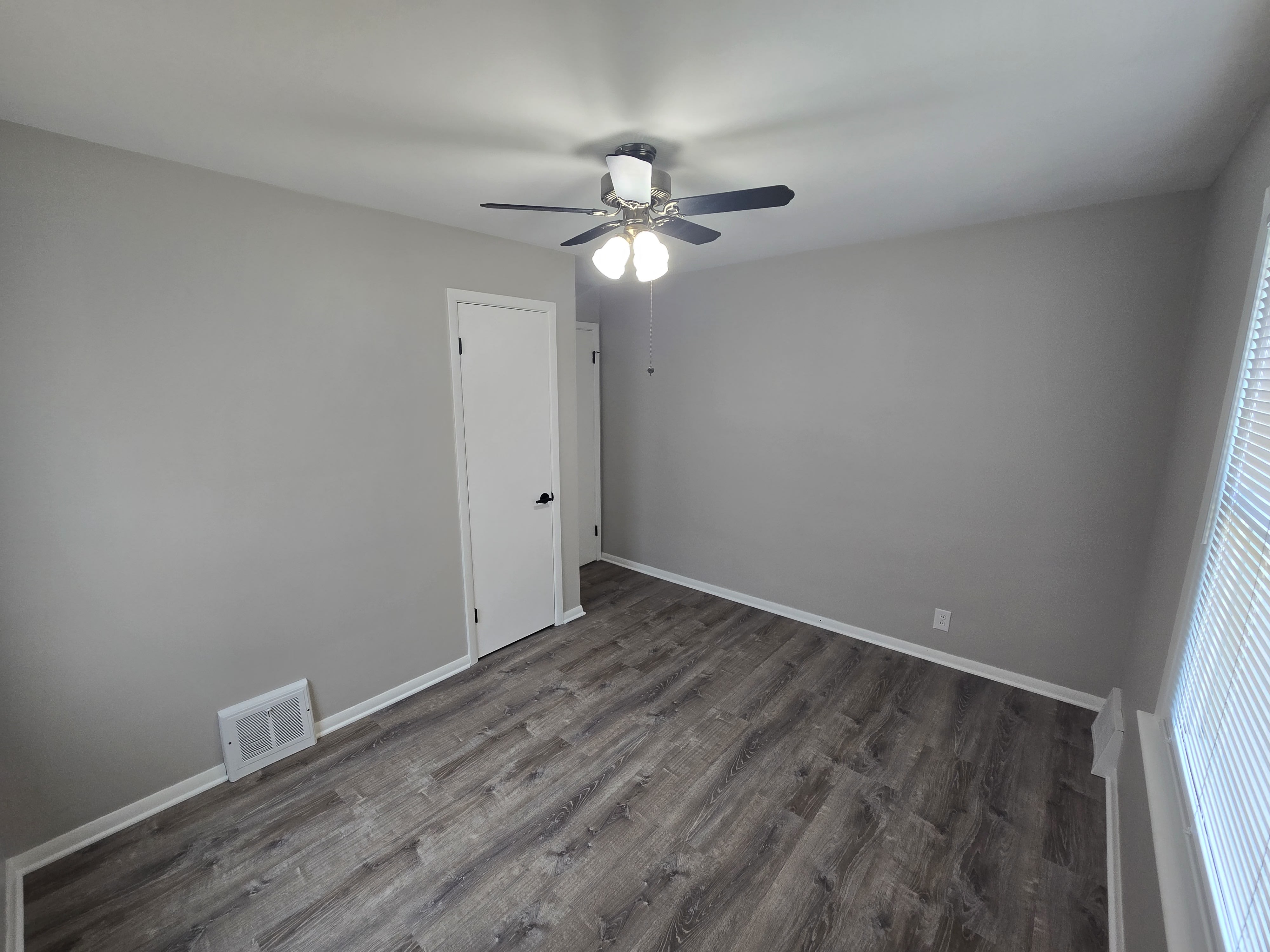 12328 Park Knoll Drive – photo 2