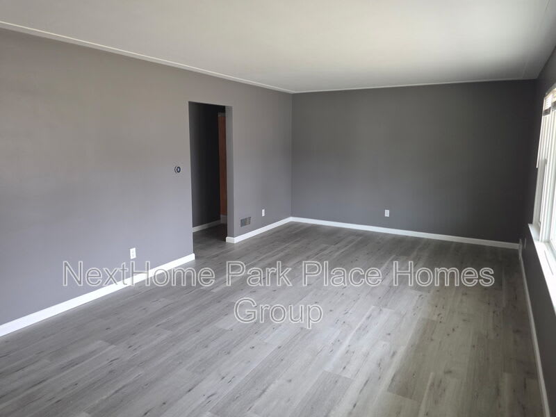3000 Dartmouth Drive – photo 3